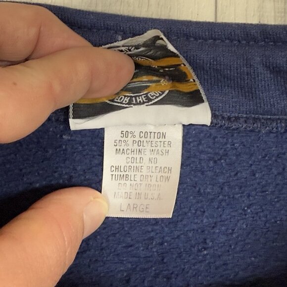 ✅VTG Boston Massachusetts L Navy Pullover Sweatshirt Made n USA Laurel wreath - Picture 4 of 12